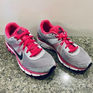 Women’s Icarus Running Shoe